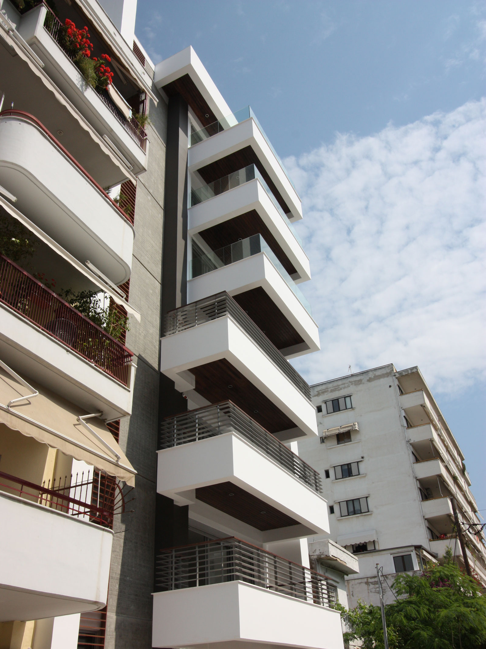 Toumba Apartment Building iThessaloniki