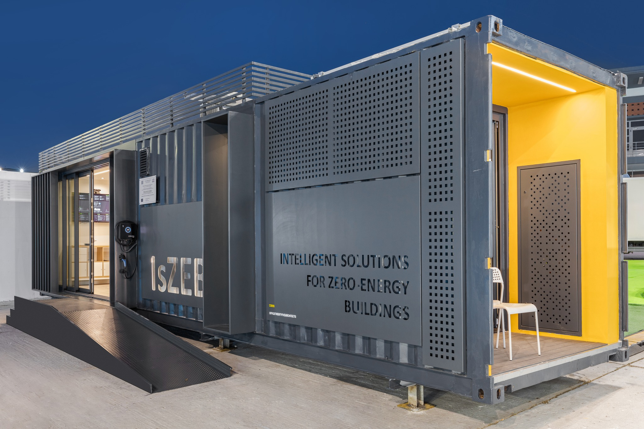 Net Zero Energy Home Mockup-Thessaloniki