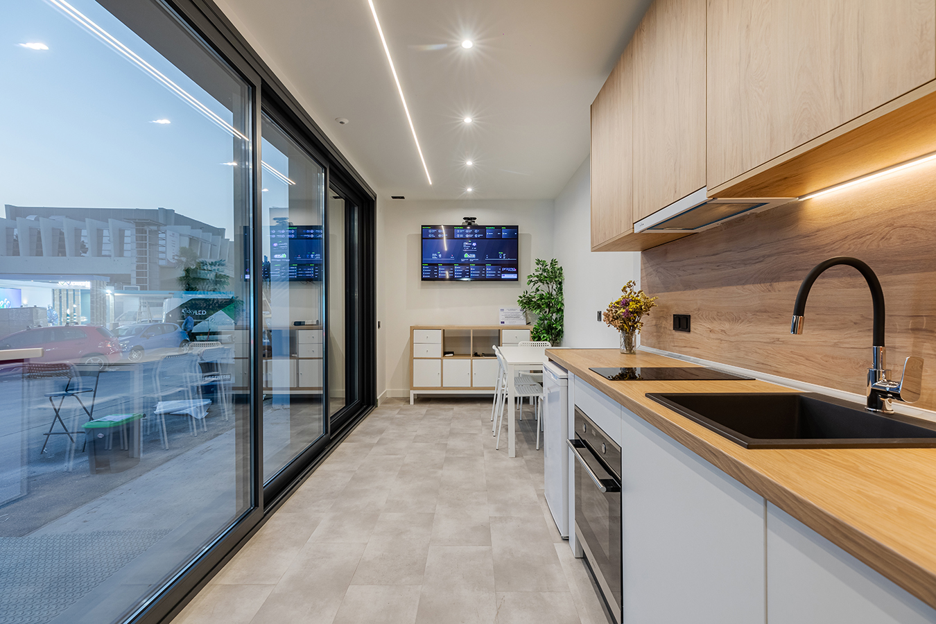 Net Zero Energy Home Mockup-Thessaloniki