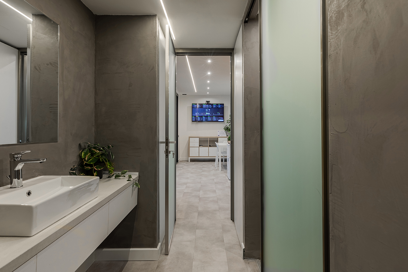 Net Zero Energy Home Mockup-Thessaloniki