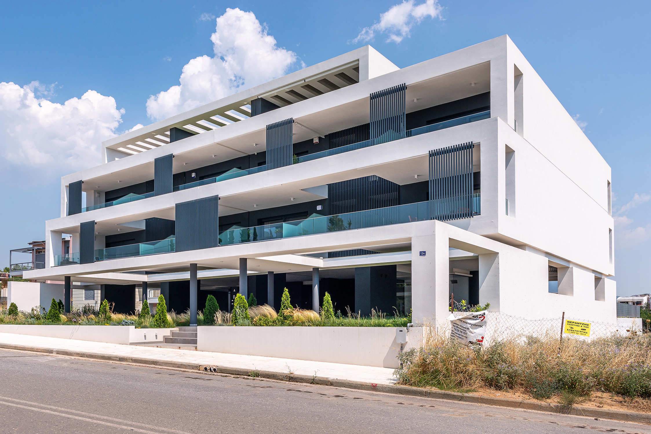 Thermi Apartment Building-Thessaloniki