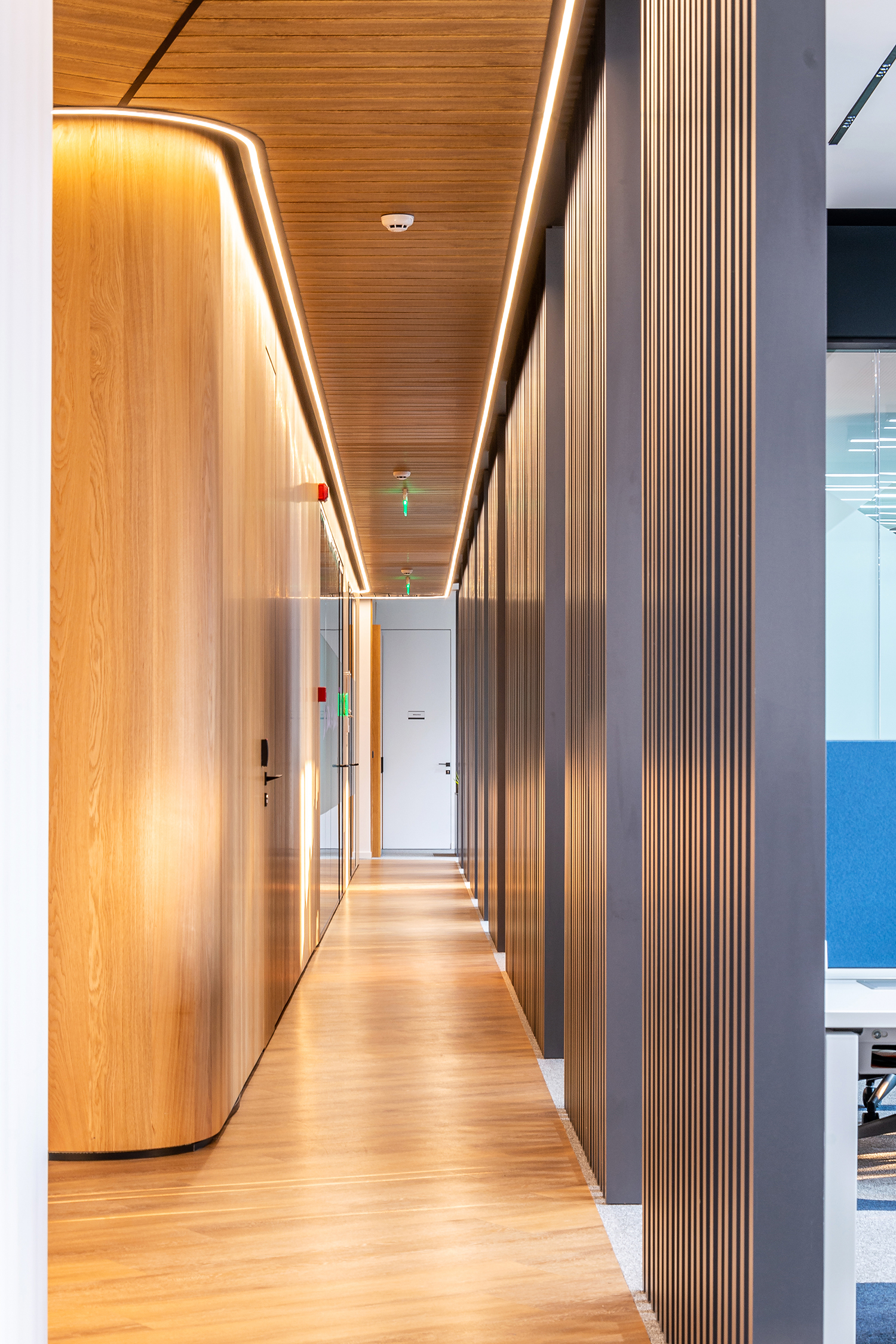 OFFICE BUILDING RENOVATION, THESSALONIKI
