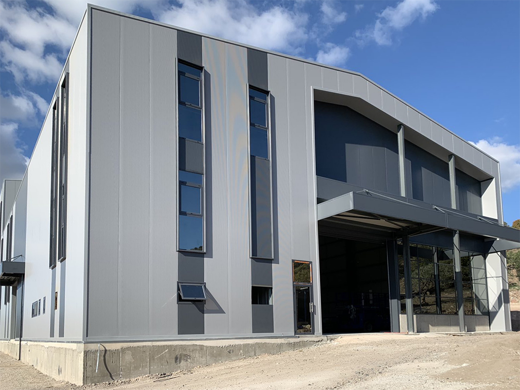 Kalloni Agrozoi Industrial Building - Lesvos
