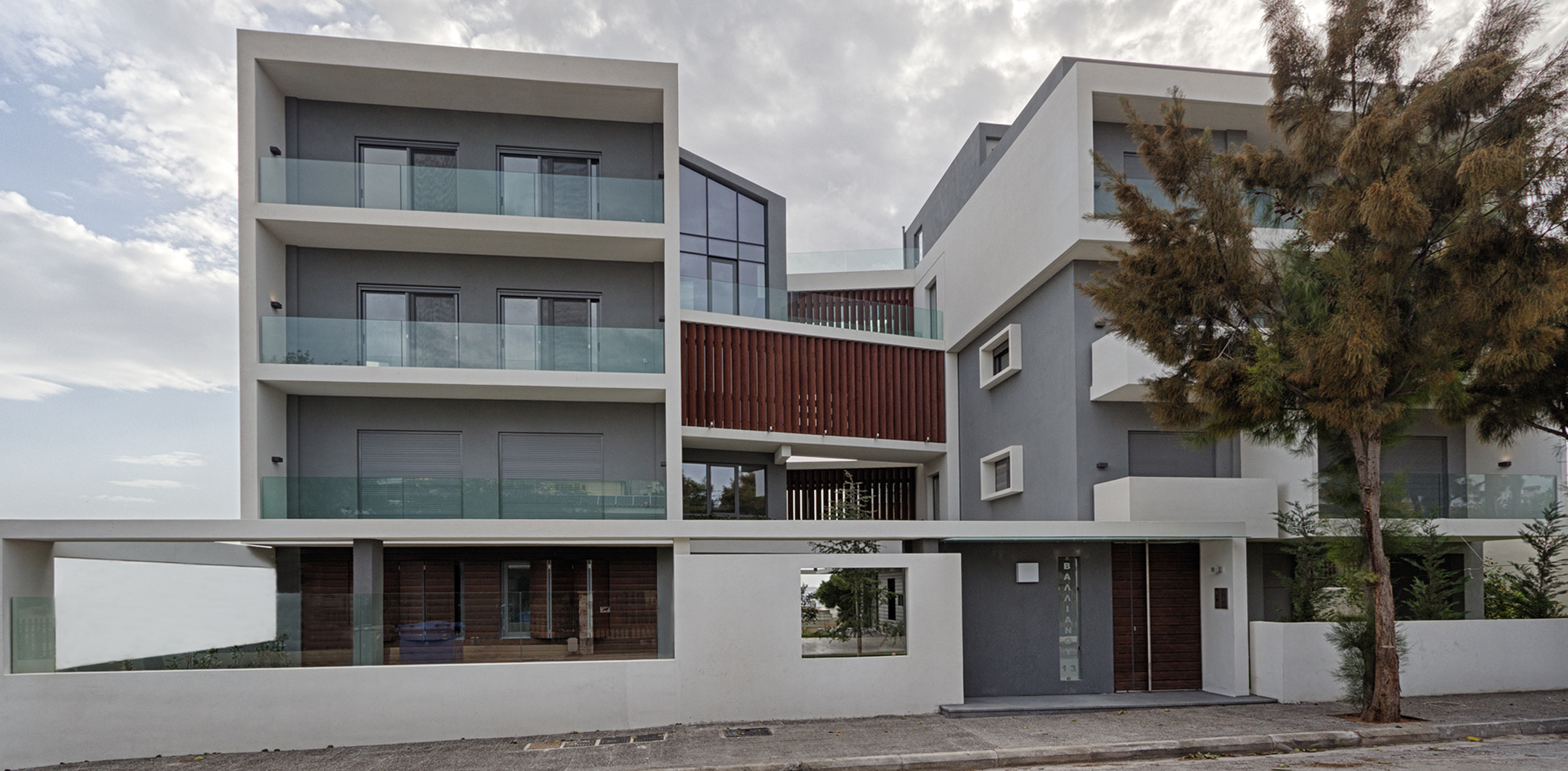 Alimos Apartment Building-Athens