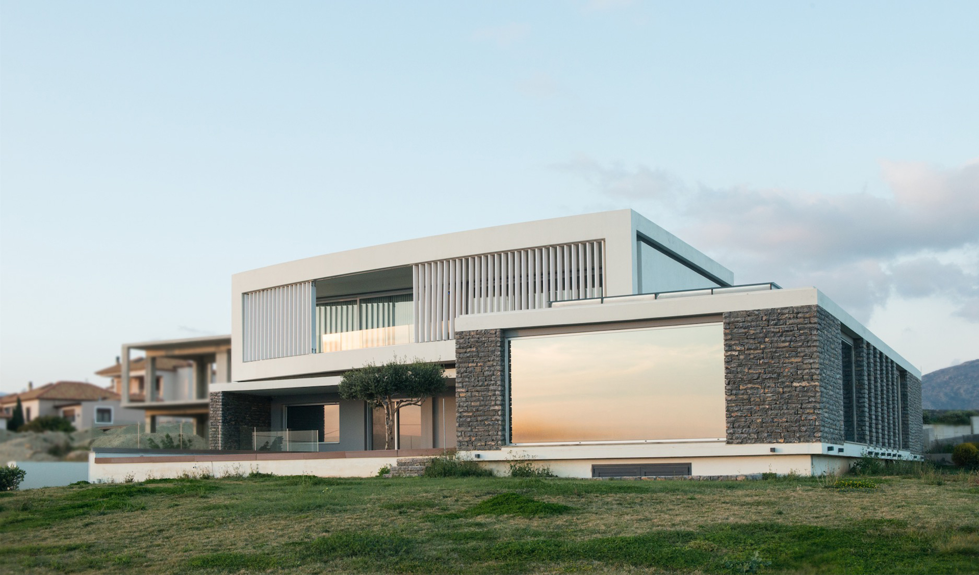 HOUSE IN PERISTERAS – CRETE / GREECE