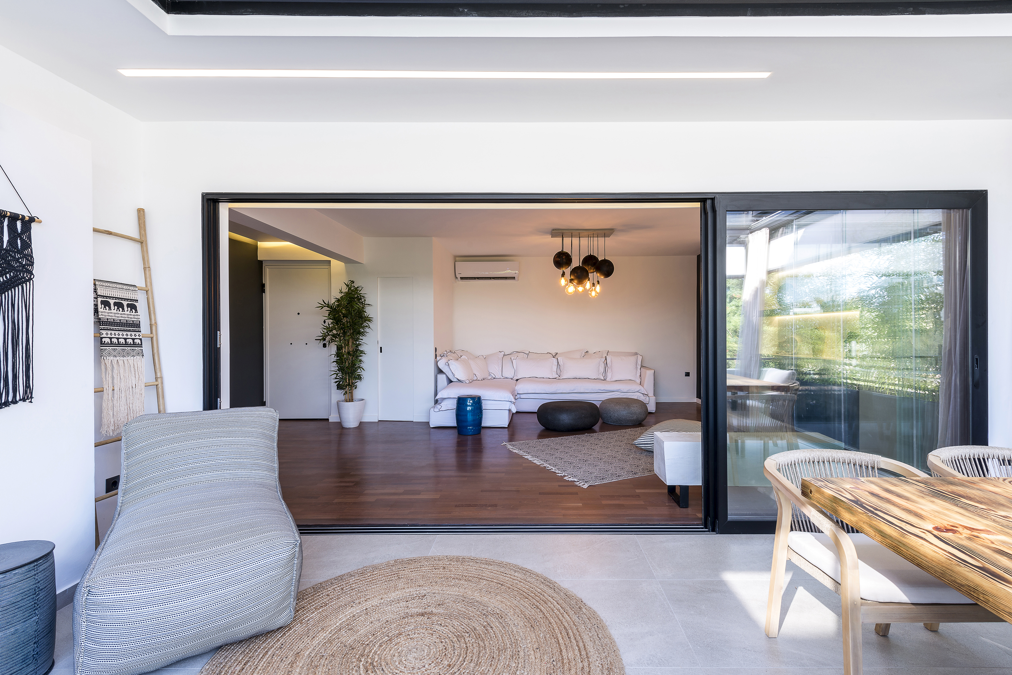 APARTMENT IN GLYFADA, ATHENS