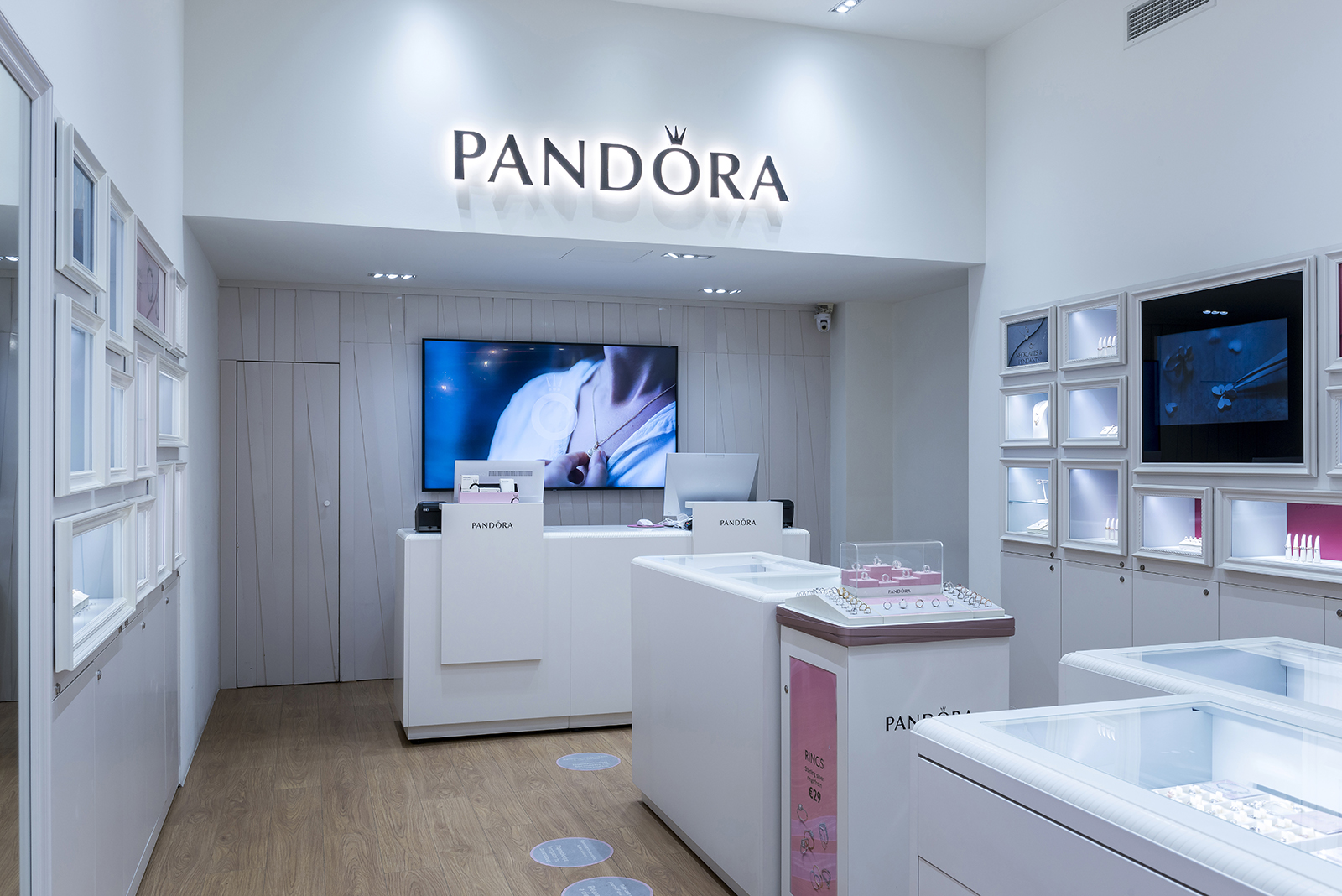 Pandora Jewelry shop - Thessaloniki