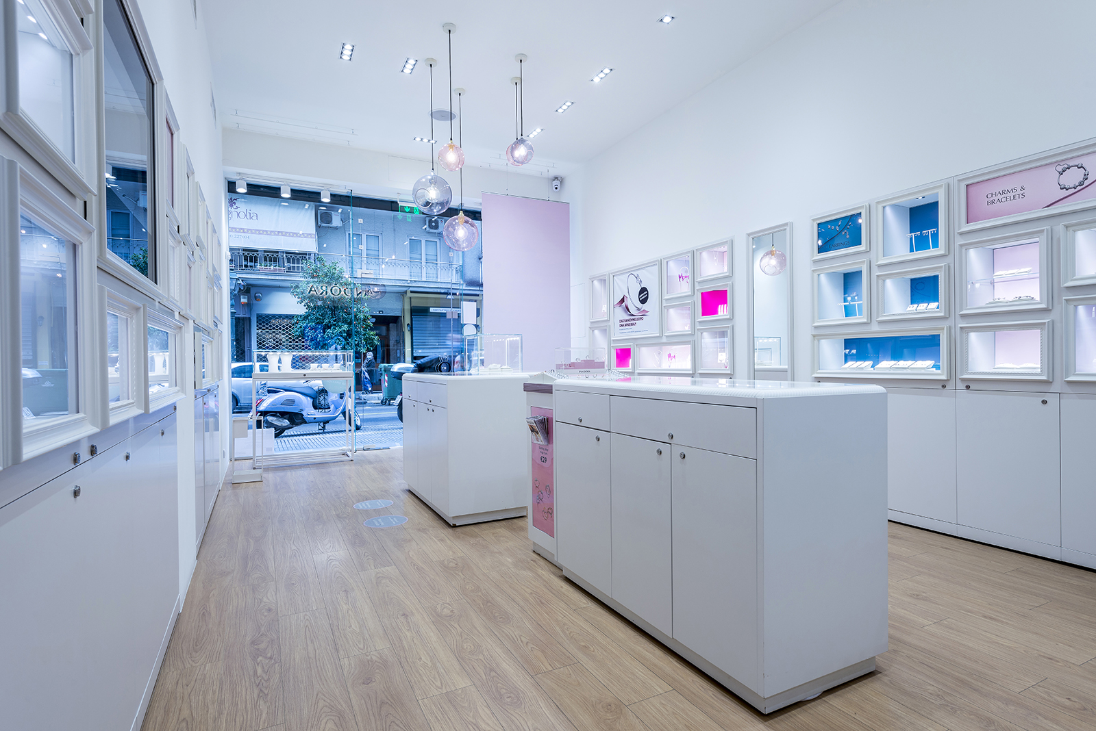 Pandora Jewelry shop - Thessaloniki