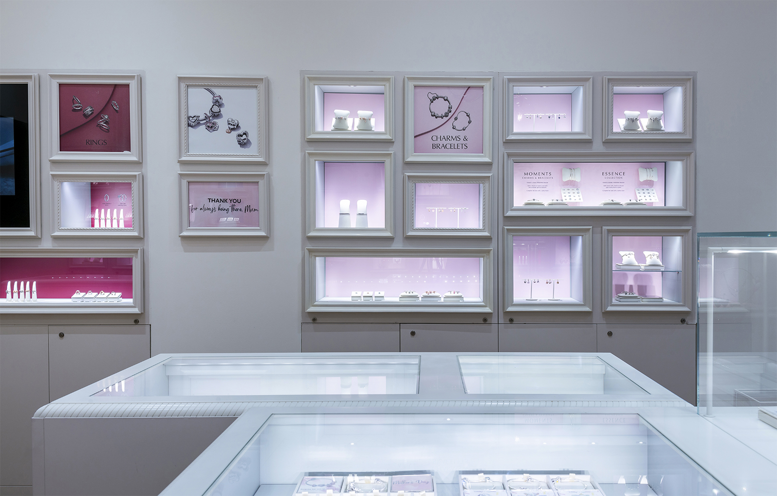 Pandora Jewelry shop - Thessaloniki