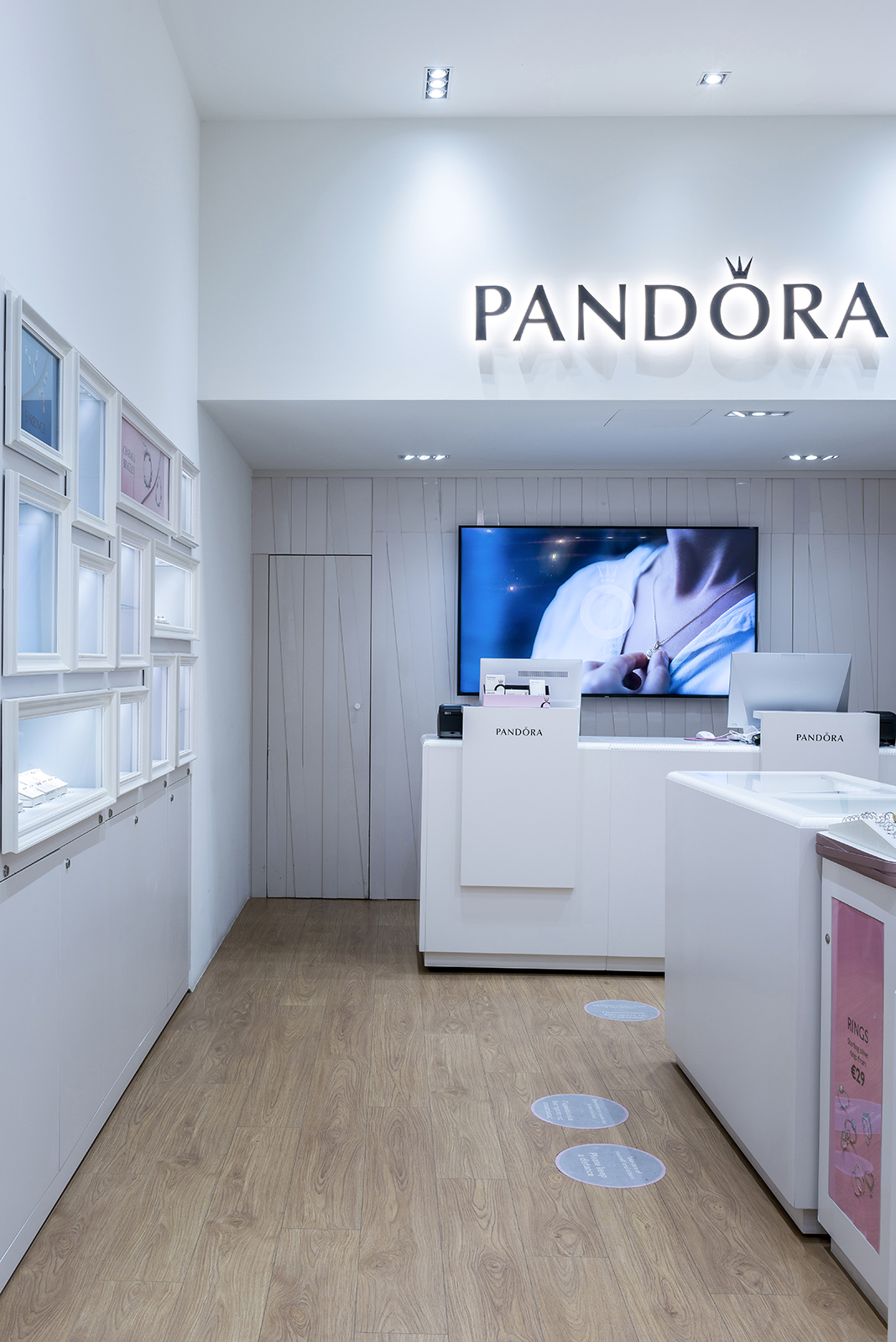 Pandora Jewelry shop - Thessaloniki