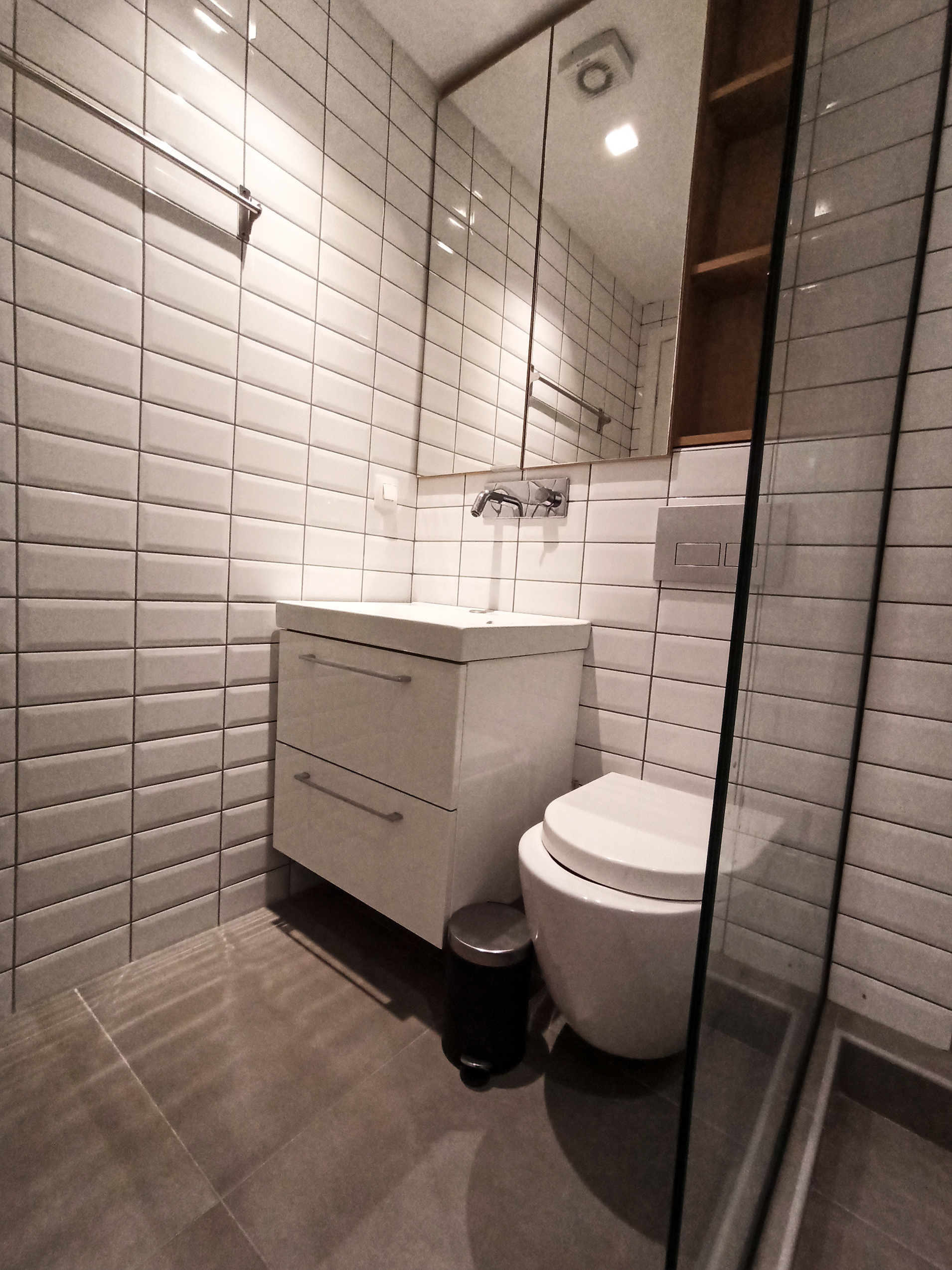 FIVE APARTMENTS IN THESSALONIKI, GREECE