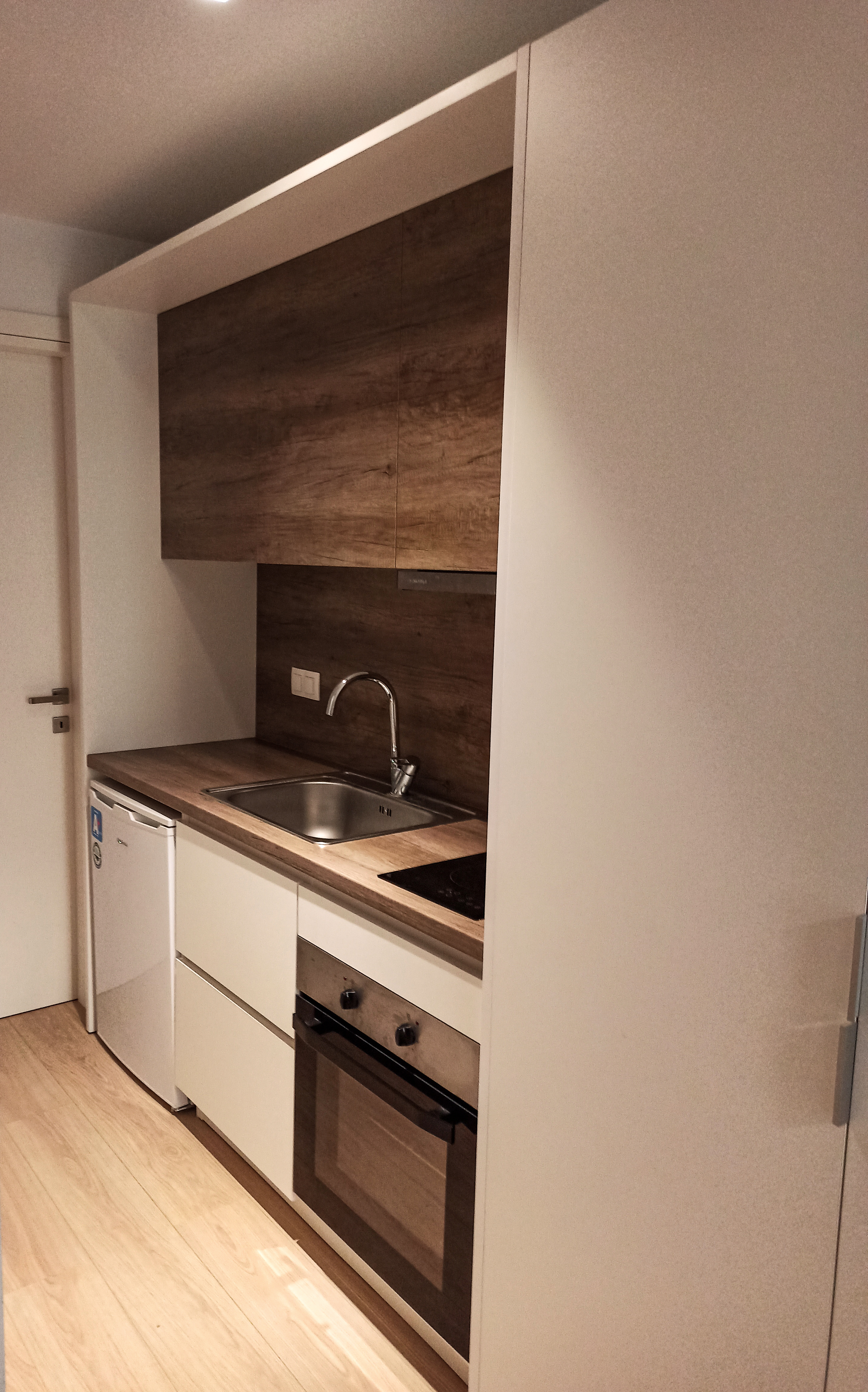 FIVE APARTMENTS IN THESSALONIKI, GREECE