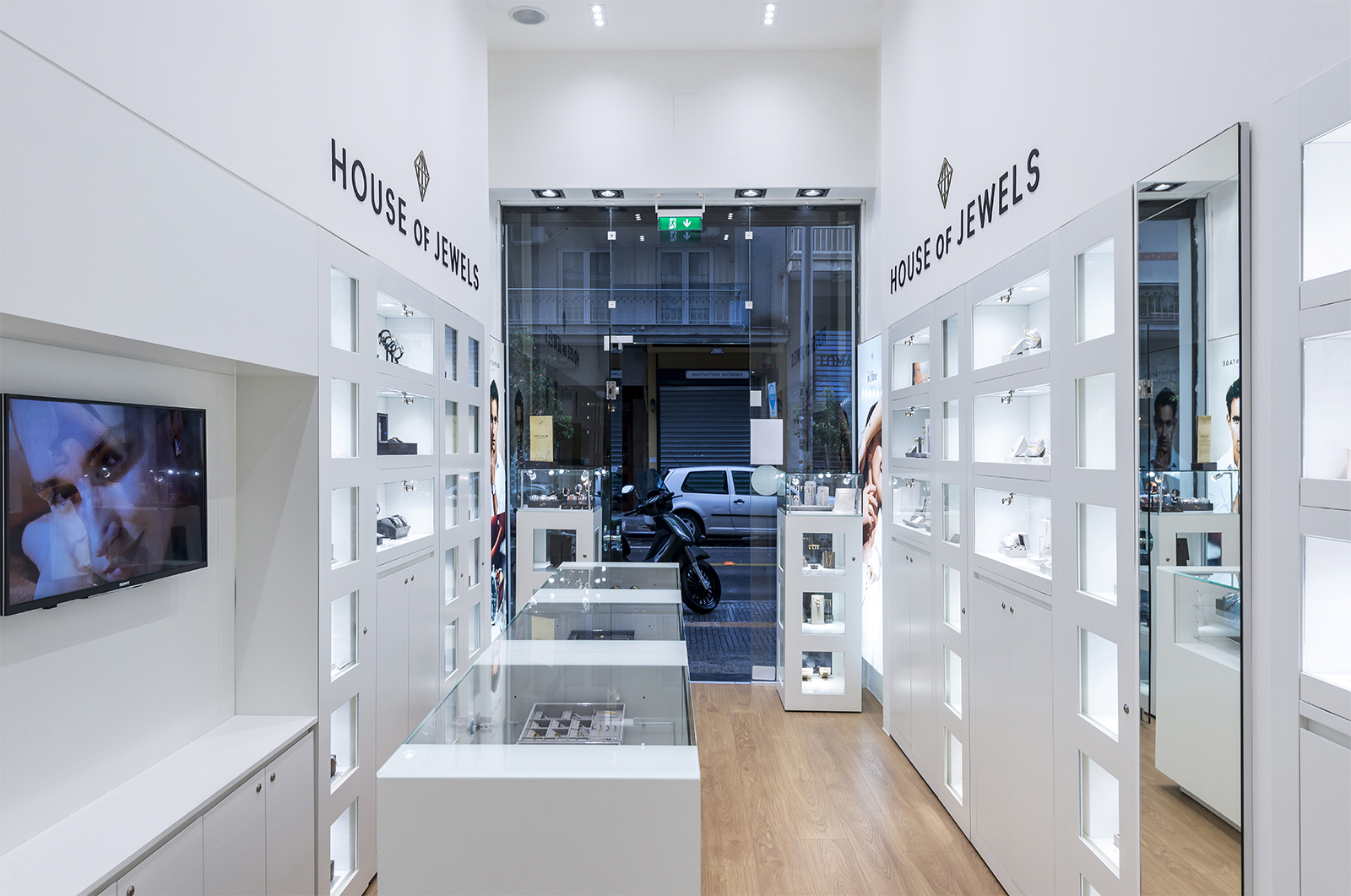 HOUSE OF JEWELS – THESSALONIKI / GREECE