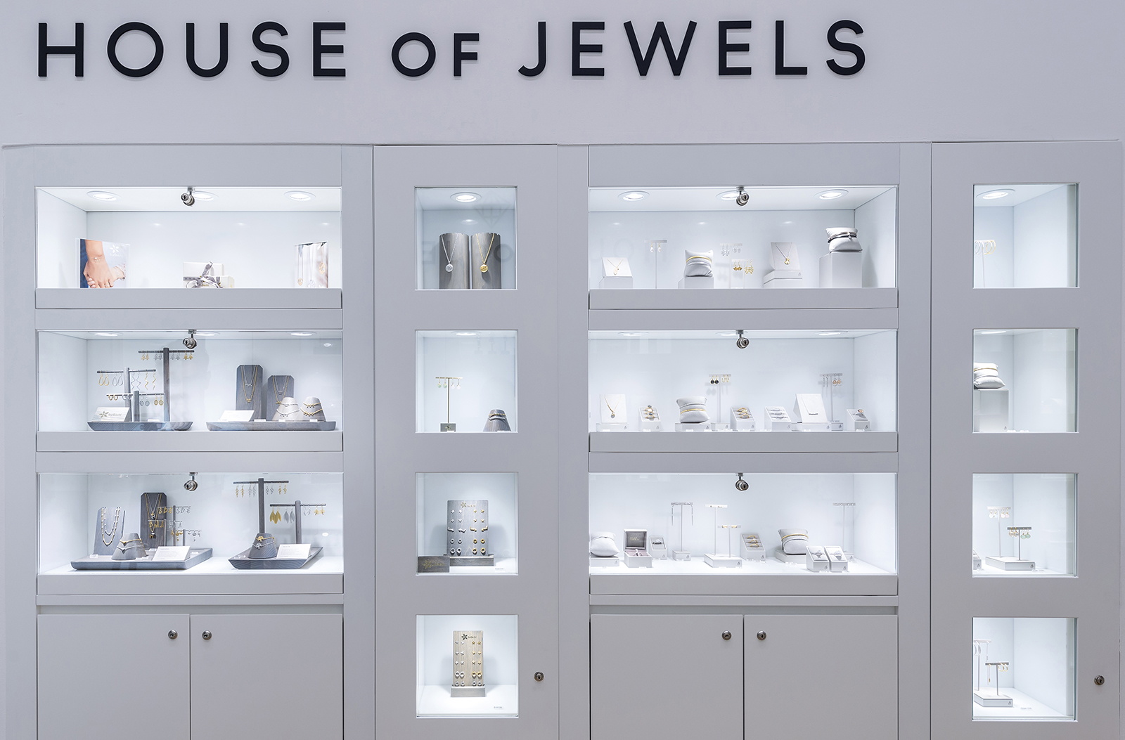 HOUSE OF JEWELS – THESSALONIKI / GREECE