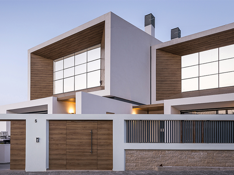 Two Detached Houses In Koropi,Athens