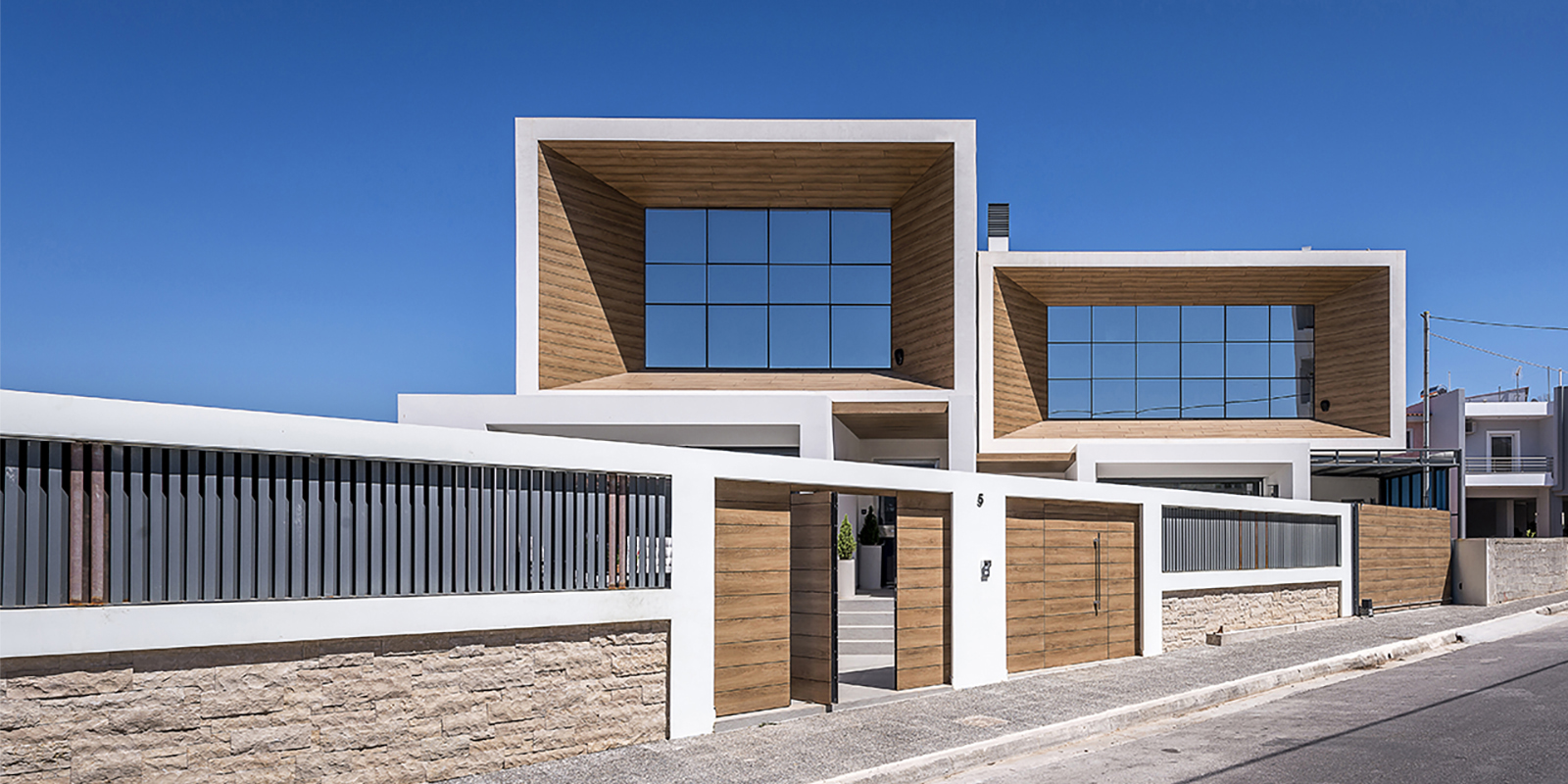 Two Detached Houses In Koropi,Athens