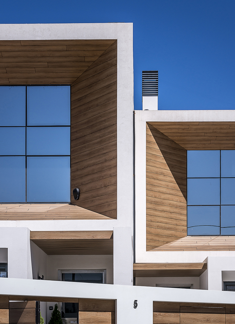 Two Detached Houses In Koropi,Athens