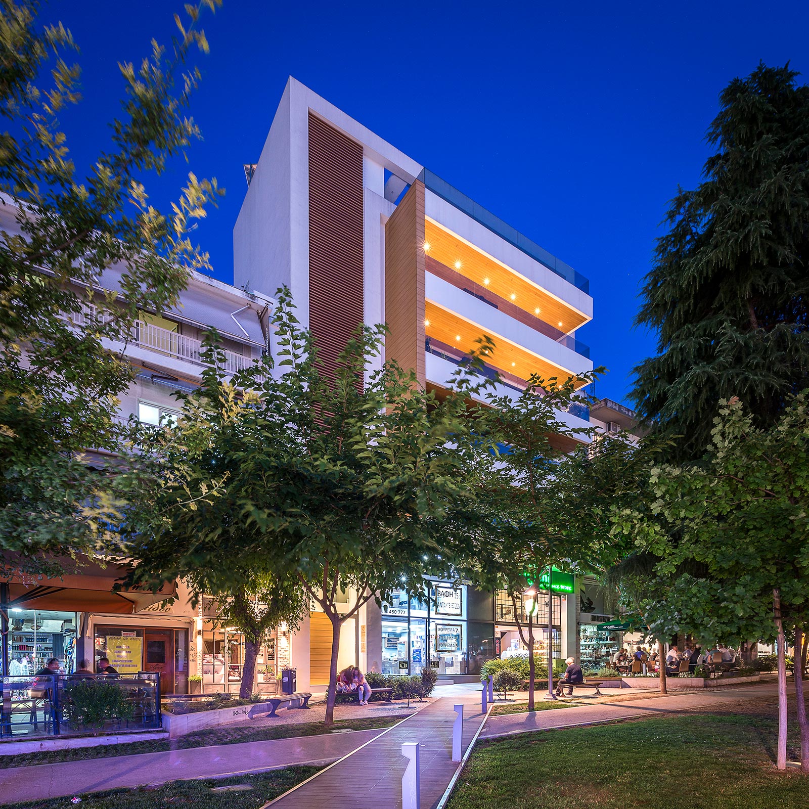 Apartment Building in Metamorphoseos St, Kalamaria
