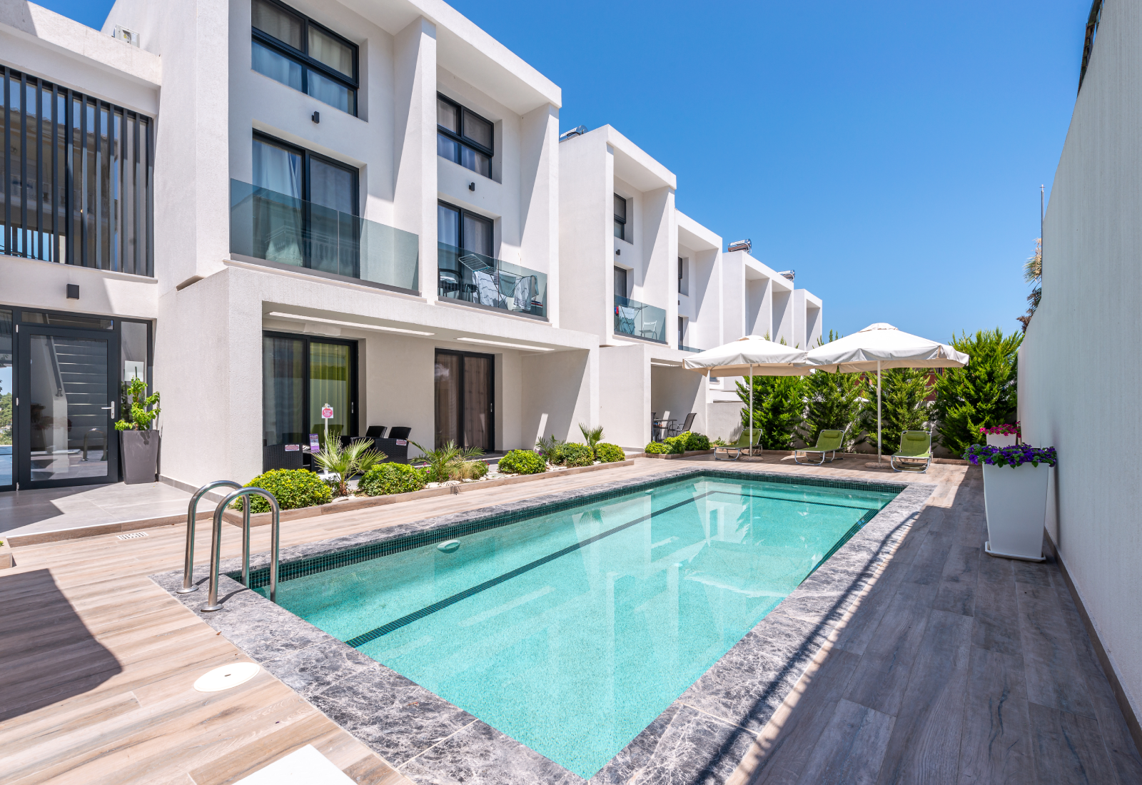 EIGHT SUMMER APARTMENTS IN KALLITHEA, HALKIDIKI