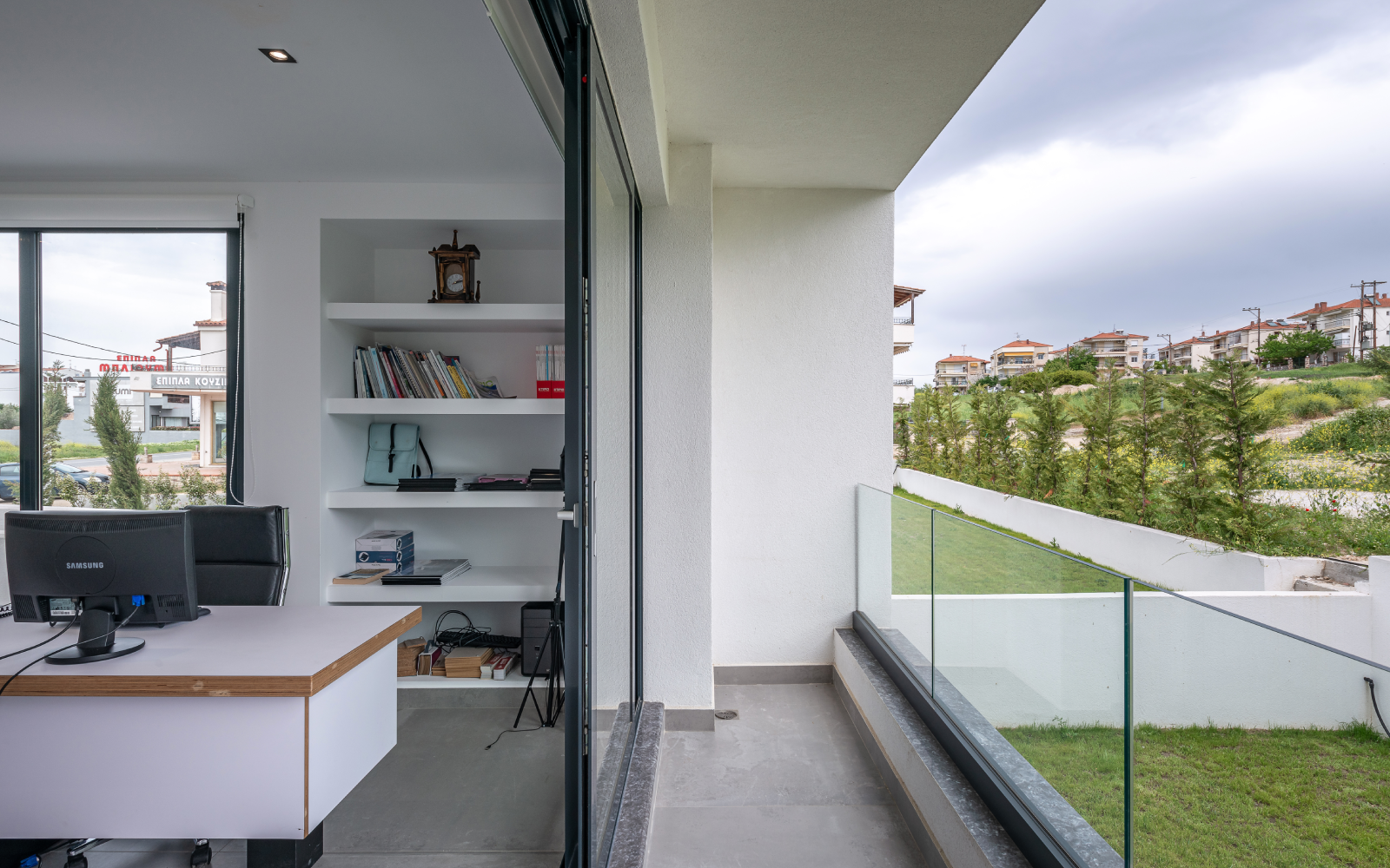 Office Building In Kallithea – Chalkidiki