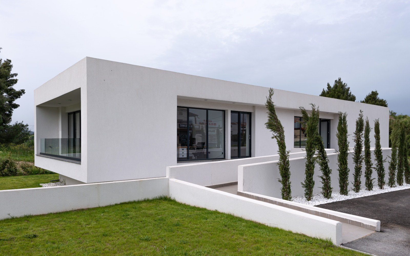Office Building In Kallithea – Chalkidiki