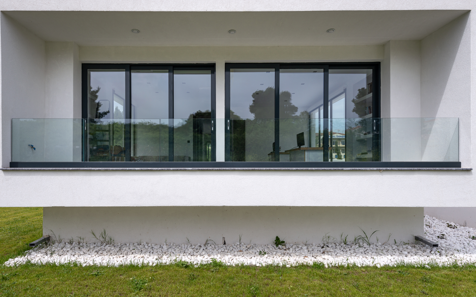Office Building In Kallithea – Chalkidiki