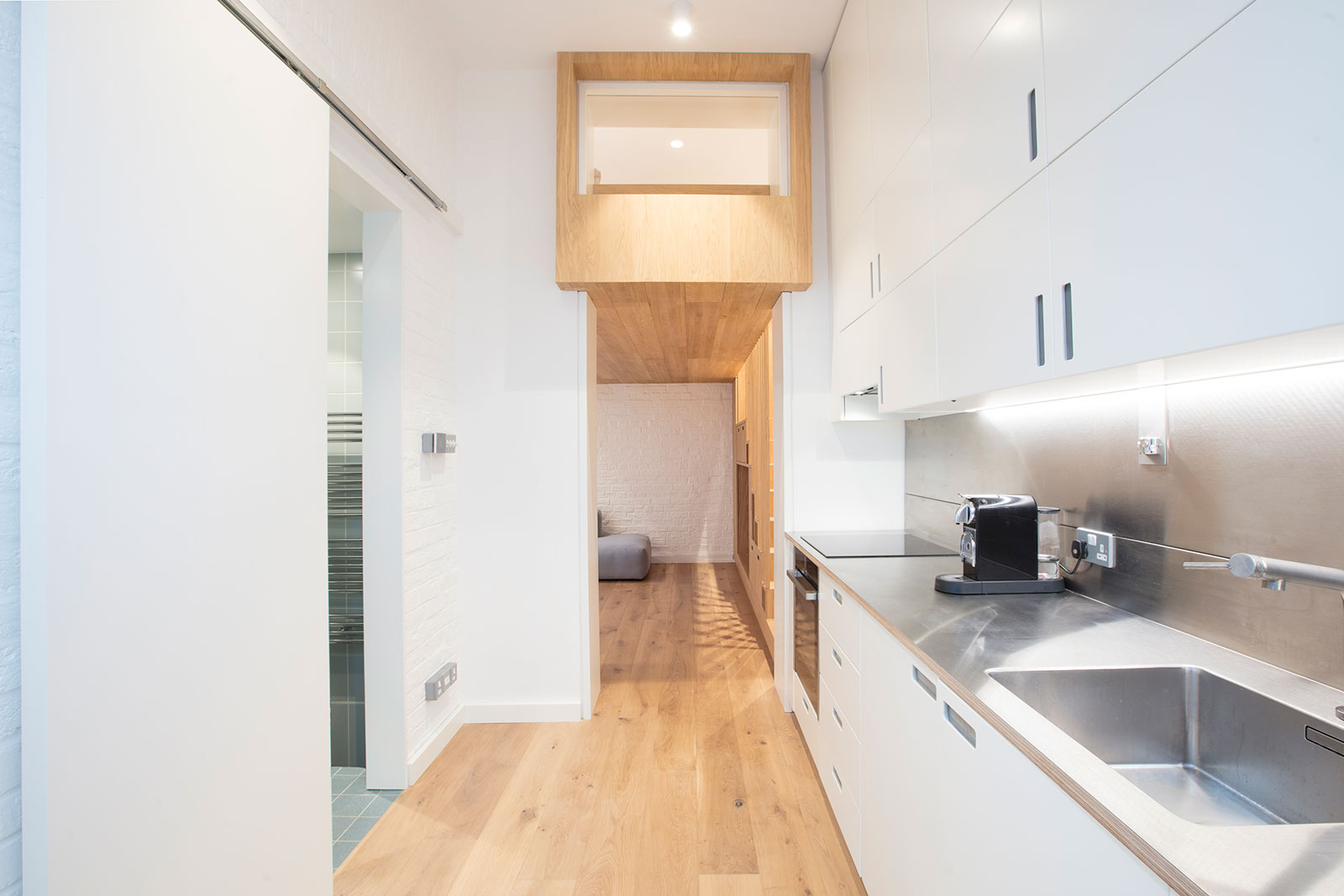 GLOUCESTER ROAD – LONDON / UNITED KINGDOM