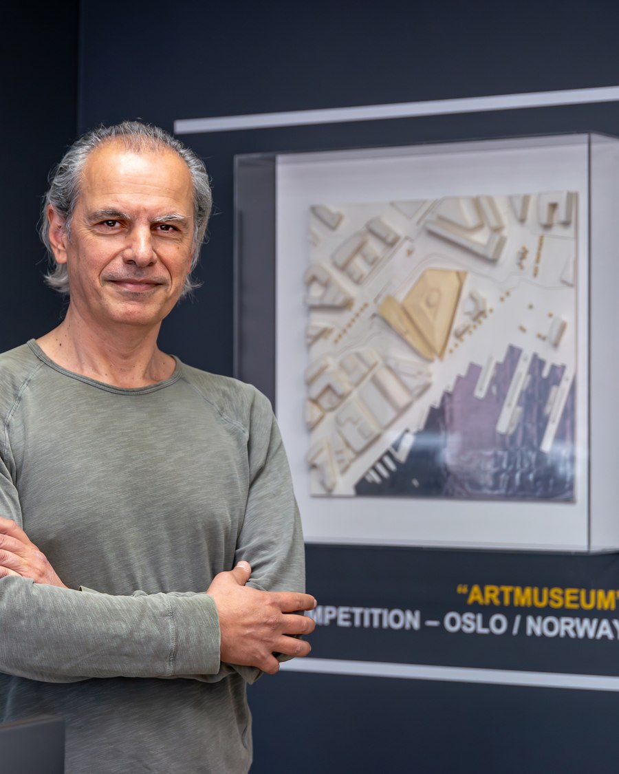 Manolis Vourakis, Founding Partners
